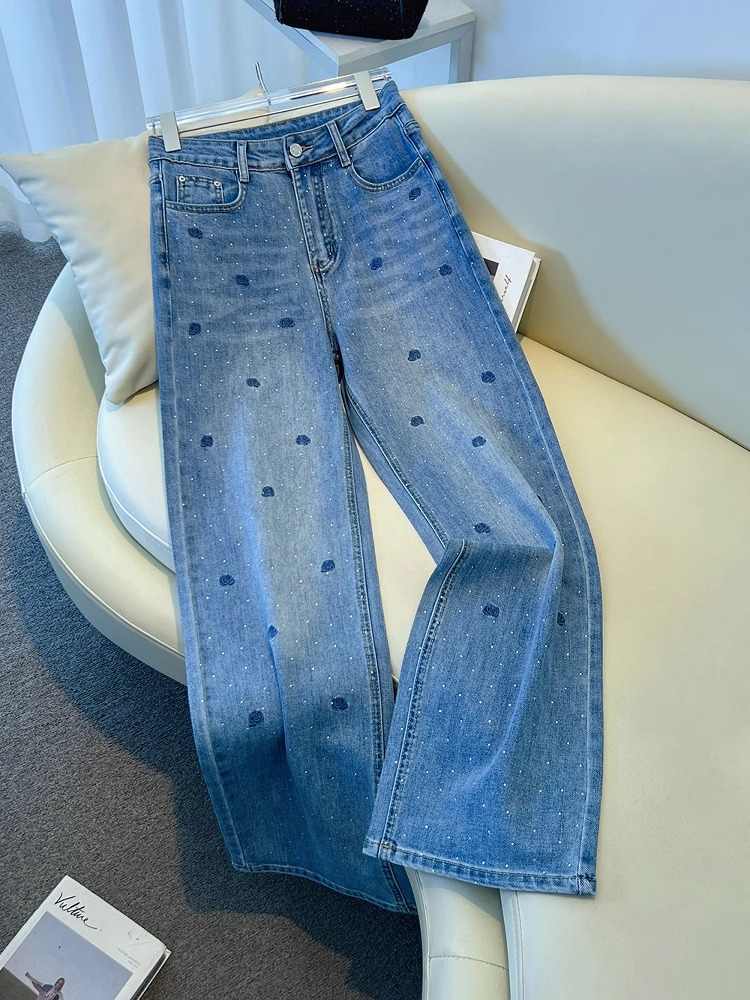 Rose Embroidered Hot Diamond J - огляд і ціна Embroidery Jeans Sakura