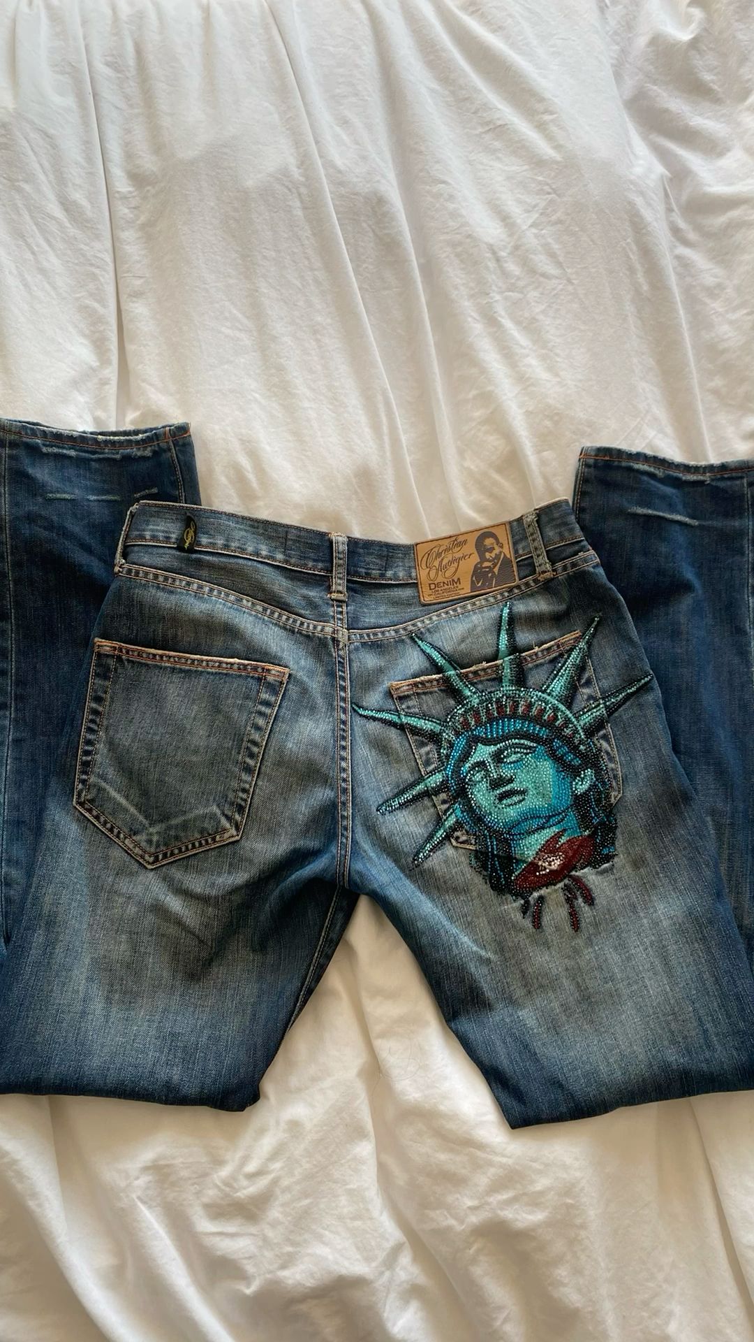 Y2k 2000s Statue of liberty Di - огляд і ціна Embroidery Jeans Sakura
