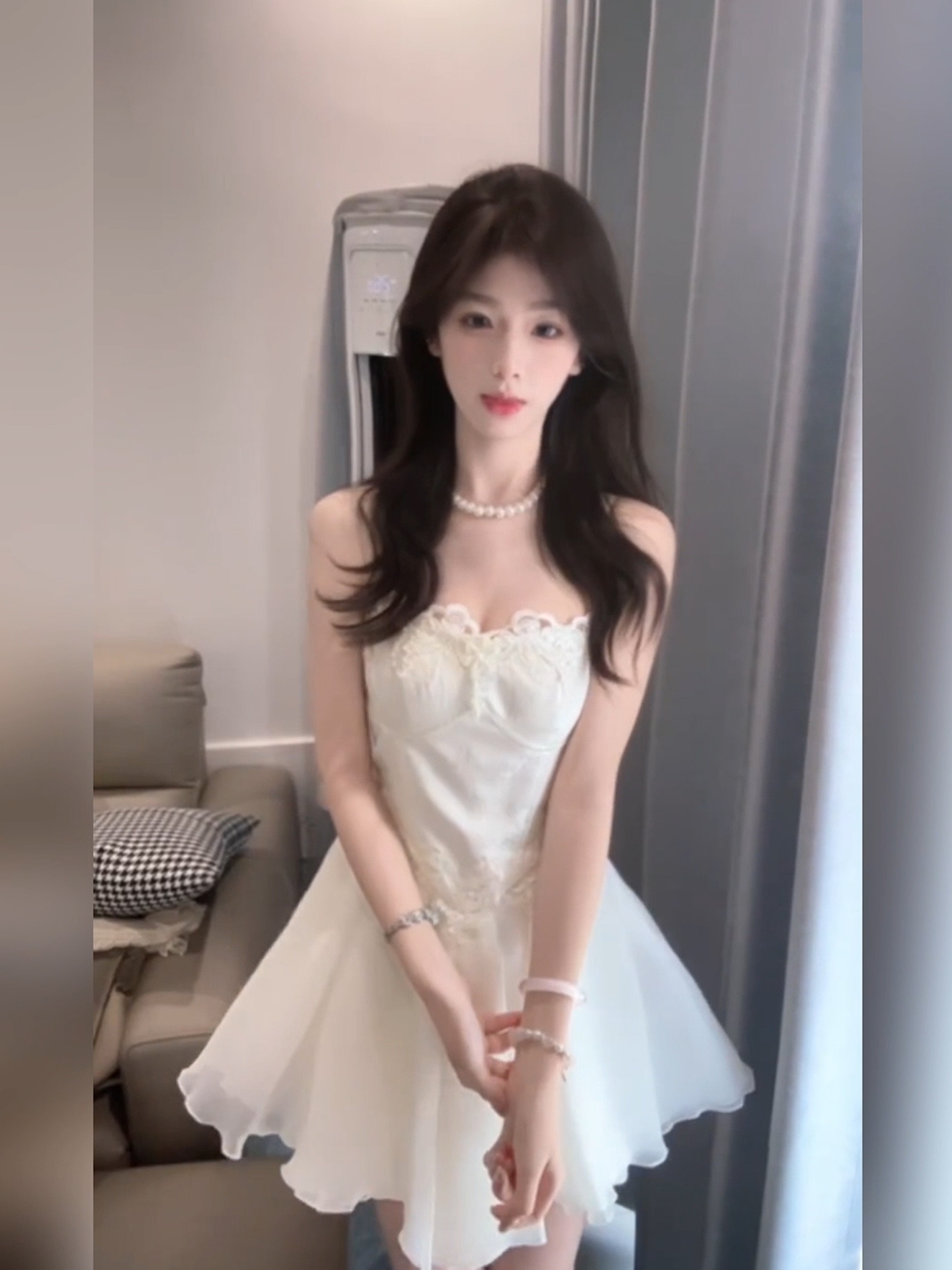 XZY Pure Desire Sweet White La - огляд і ціна Embroidery Love