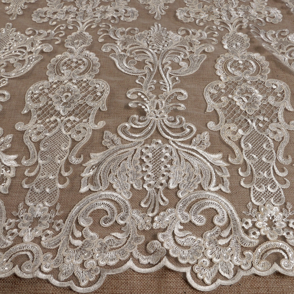 HelluyerDc ivory,black sequins - огляд і ціна Embroidery Gradient