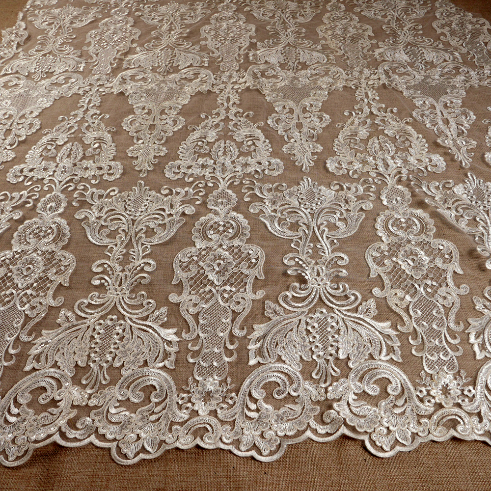 HelluyerDc ivory,black sequins - огляд і ціна Embroidery Gradient