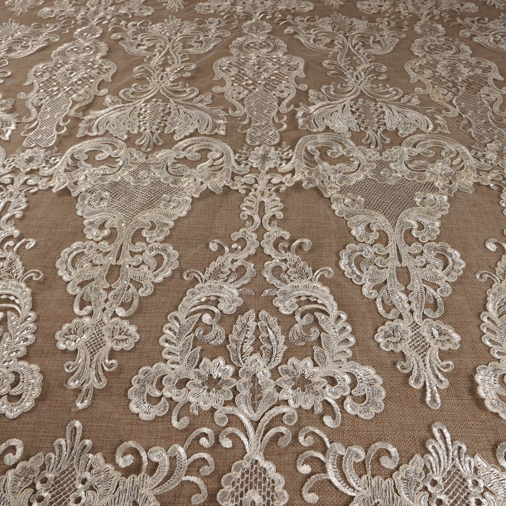 HelluyerDc ivory,black sequins - огляд і ціна Embroidery Gradient