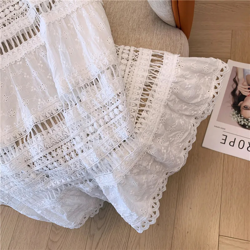 Embroidery Eyelet Cut-out Maxi - огляд і ціна Embroidery Eyelet