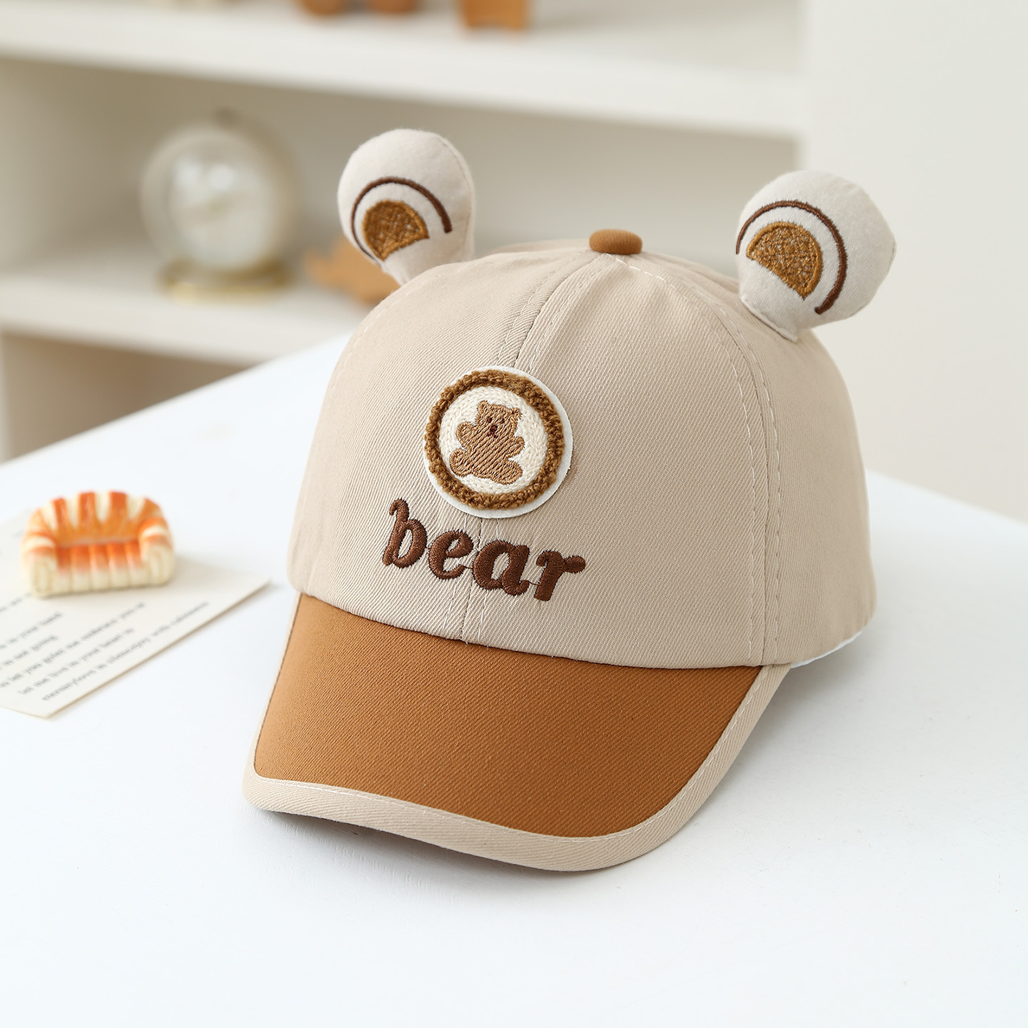 A cute children's baseball cap - огляд і ціна Embroidery Shawl