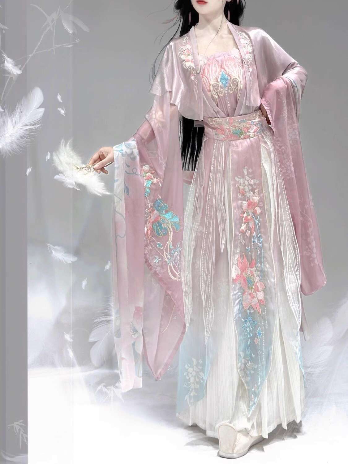 New Hanfu Wei Jinfeng Heavy In - огляд і ціна Embroidery In The Piece
